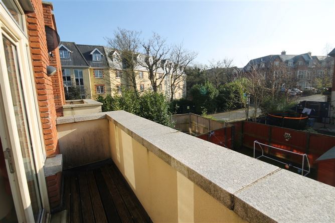 43 Saggart Lodge Court, Saggart, Co.Dublin