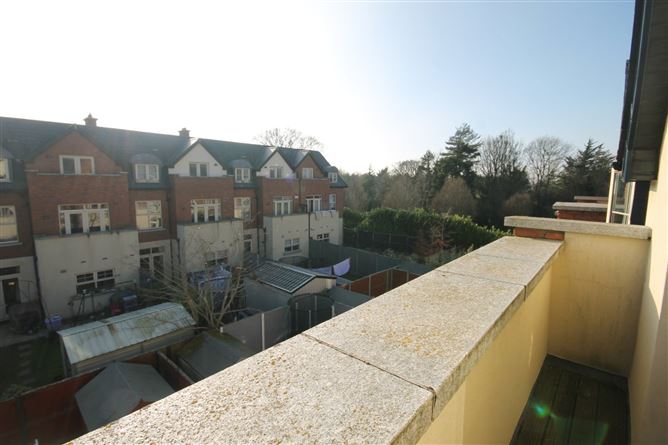 43 Saggart Lodge Court, Saggart, Co.Dublin