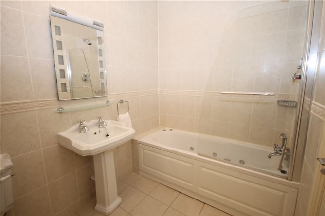 43 Saggart Lodge Court, Saggart, Co.Dublin