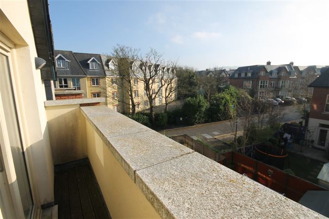 43 Saggart Lodge Court, Saggart, Co.Dublin