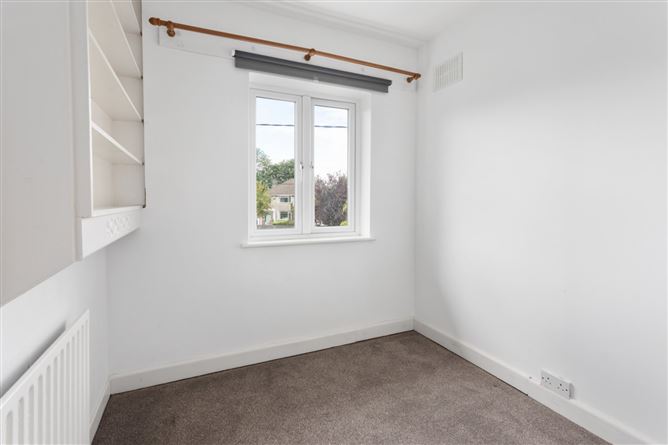 83 Seafield Crescent, Booterstown, Blackrock, Co. Dublin