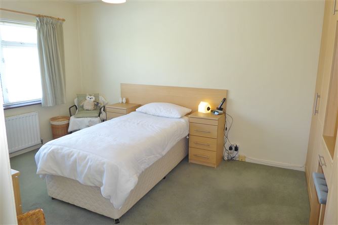15, Watermeadow Park, Old Bawn, Tallaght, Dublin 24