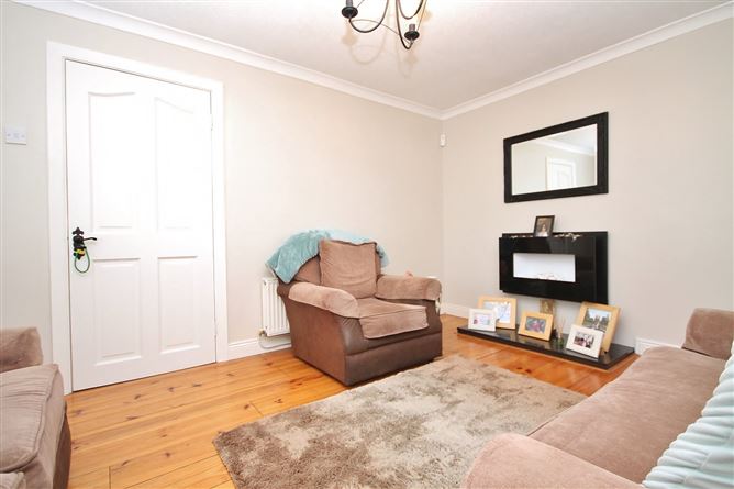 19 Kilmartin Crescent, Tallaght, Dublin 24