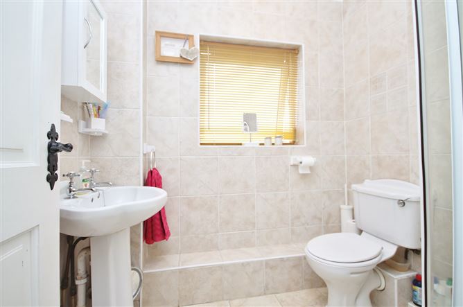 19 Kilmartin Crescent, Tallaght, Dublin 24