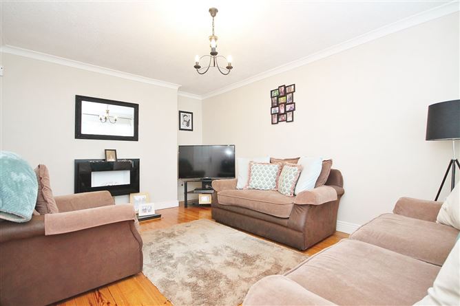 19 Kilmartin Crescent, Tallaght, Dublin 24