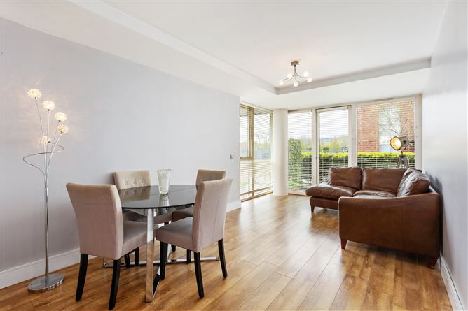 19 Mimosa Hall, Levmoss Park, The Gallops, Leopardstown, Dublin
