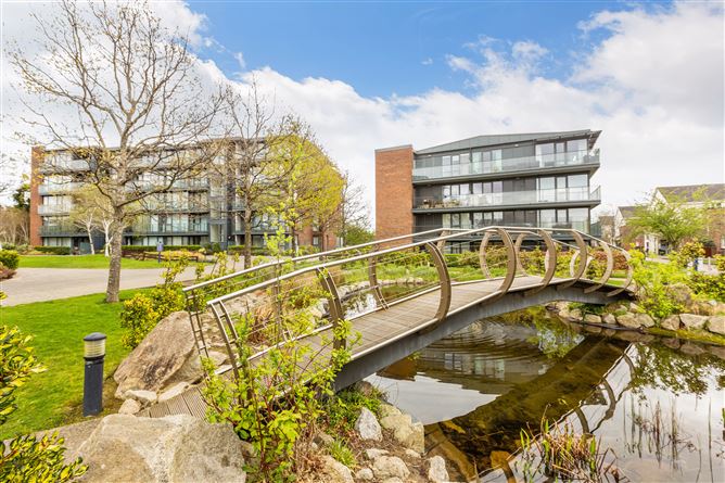 19 Mimosa Hall, Levmoss Park, The Gallops, Leopardstown, Dublin