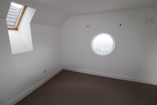 4 Strand Holiday Homes, Kilkee, County Clare