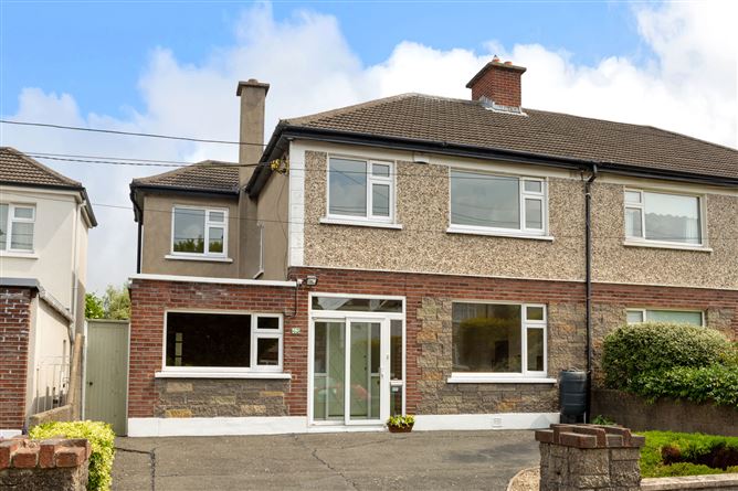 43 Clonkeen Drive, Dublin 18