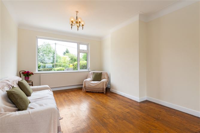 43 Clonkeen Drive, Dublin 18
