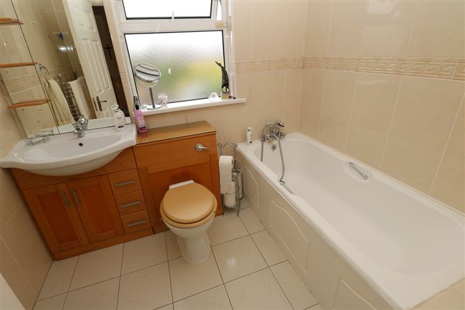 The Pines, 19 Forest Hill, Drogheda, Louth