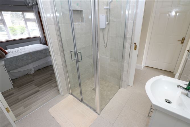 The Pines, 19 Forest Hill, Drogheda, Louth