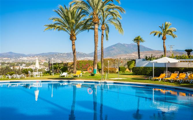 {name:Malaga, codeiso:MA}, Marbella, Marbella Golden Mile, Las Terrazas de Las Lomas, Spain - COSTA-01241P