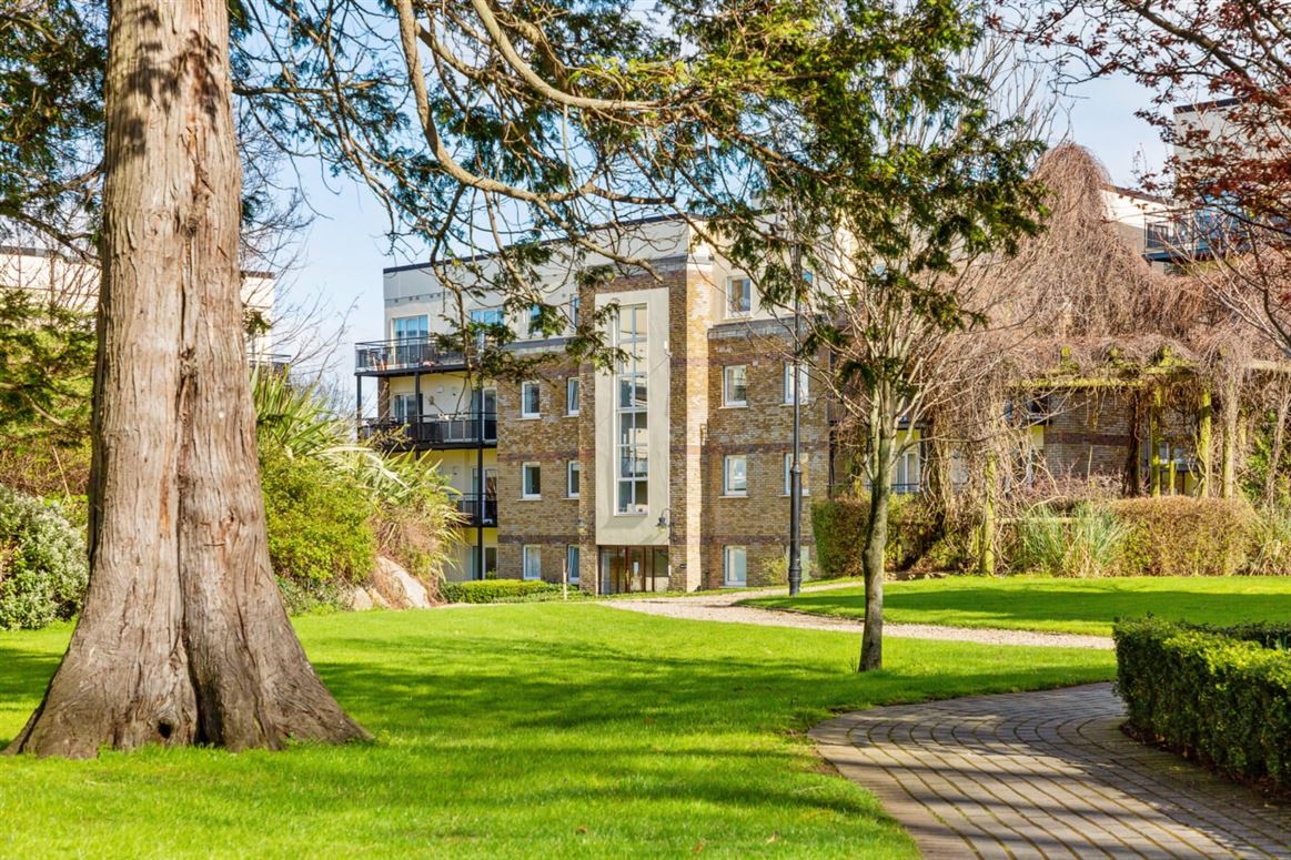 212 Galloping Green, Stillorgan Road, Blackrock, Co. Dublin