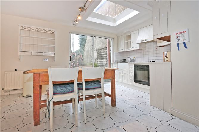 2 Mount Vincent Place, O'Connell Avenue, Limerick