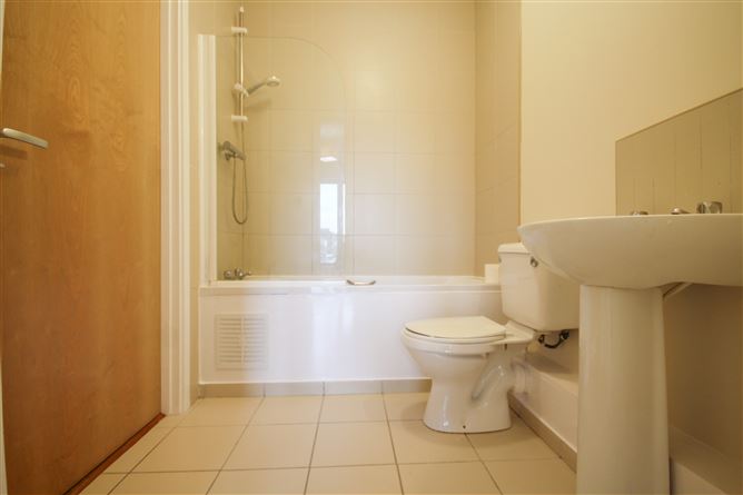 6 Town Square Apartments, Blessington, Wicklow