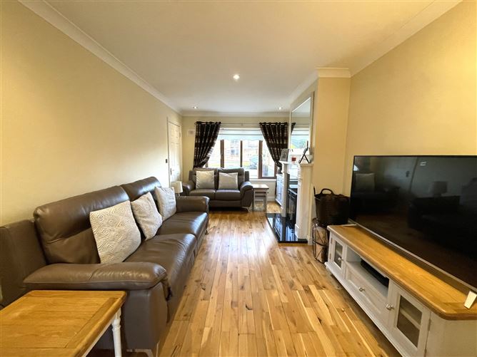 6 The View, Newtown Manor, Kill, Co. Kildare