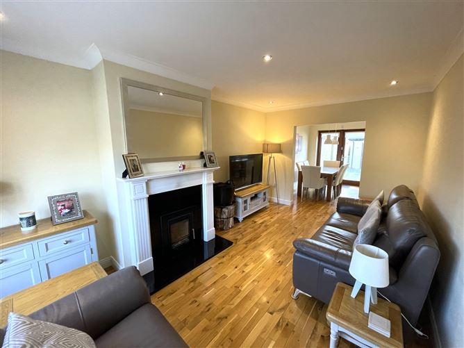 6 The View, Newtown Manor, Kill, Co. Kildare