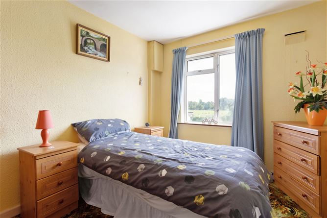 30 Rosemount Estate, Dundrum, Dublin 14