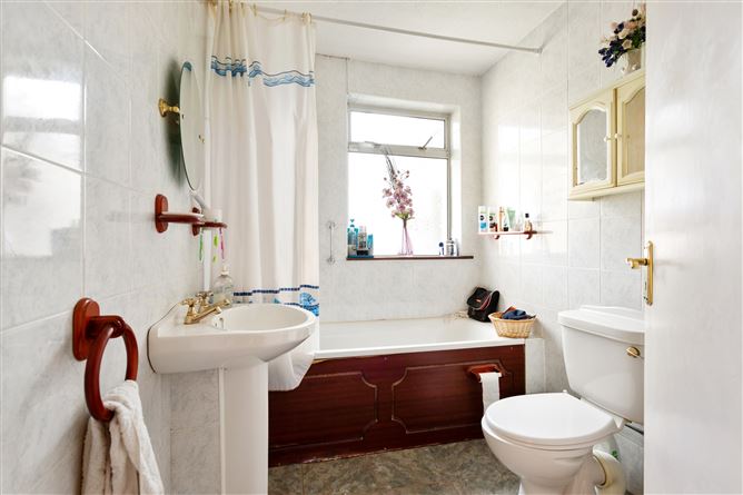 30 Rosemount Estate, Dundrum, Dublin 14