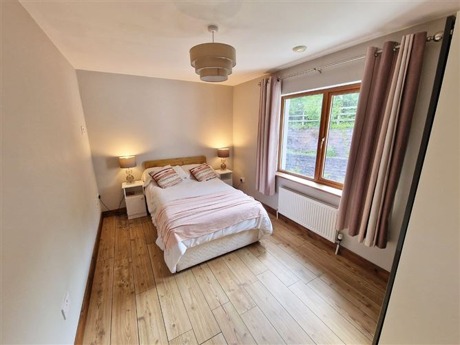 56 Acha Bhile, Lahinch Road, Ennis, Co. Clare