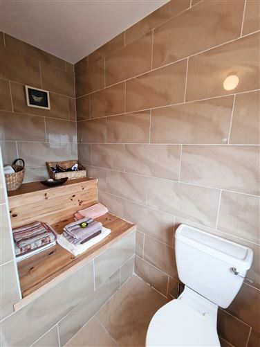 2 Clonboy Gardens, Church Street, Miltown Malbay, Co. Clare