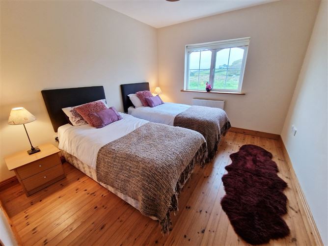 2 Clonboy Gardens, Church Street, Miltown Malbay, Co. Clare