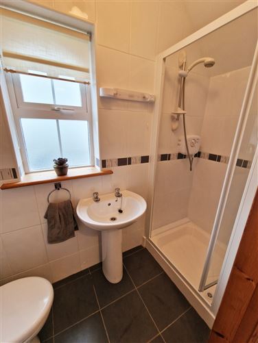 2 Clonboy Gardens, Church Street, Miltown Malbay, Co. Clare