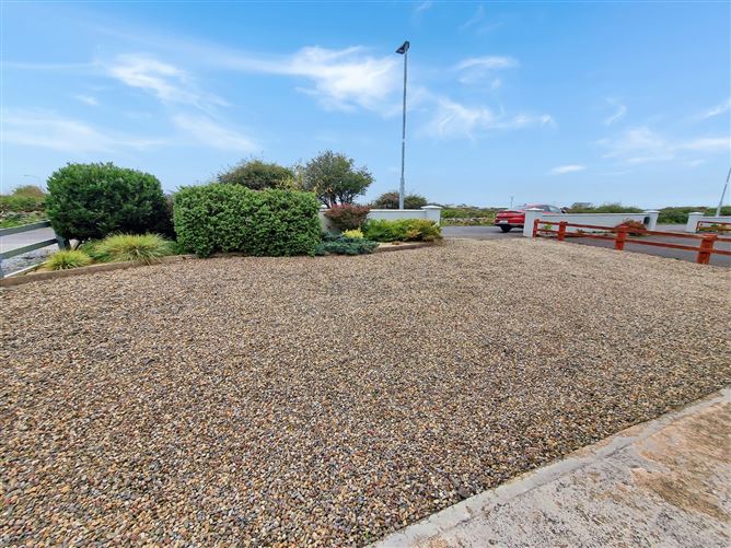 2 Clonboy Gardens, Church Street, Miltown Malbay, Co. Clare