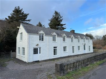 Image for Ref 1101 - The Long House, Gortnagree, Kells, Caherciveen, Kerry