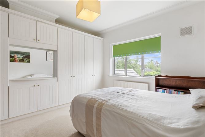 33 Avoca Road, Blackrock, Co. Dublin