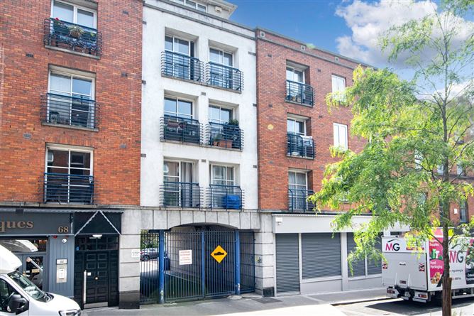 18 Craike House, Dean Court, Francis Street, Dublin 8