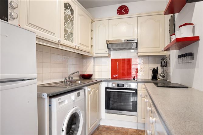 18 Craike House, Dean Court, Francis Street, Dublin 8
