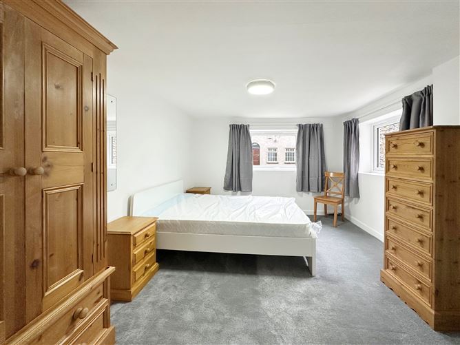 Flat 1, 37 Leeson Street Upper, Ballsbridge, Dublin 4