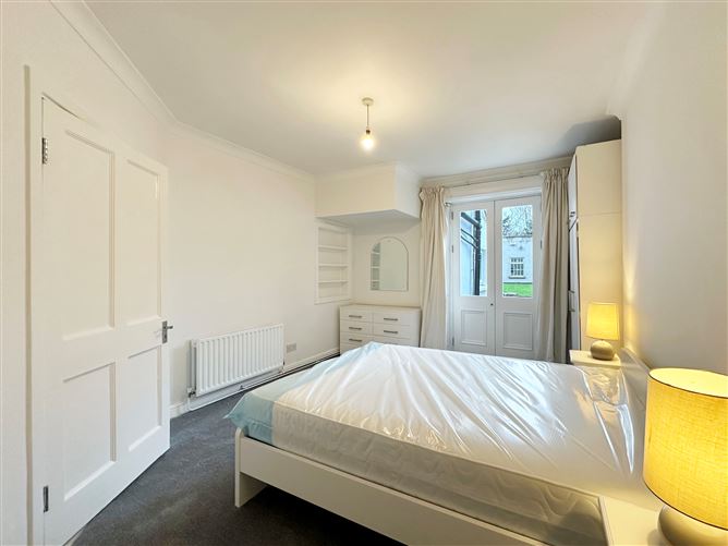 Flat 1, 37 Leeson Street Upper, Ballsbridge, Dublin 4
