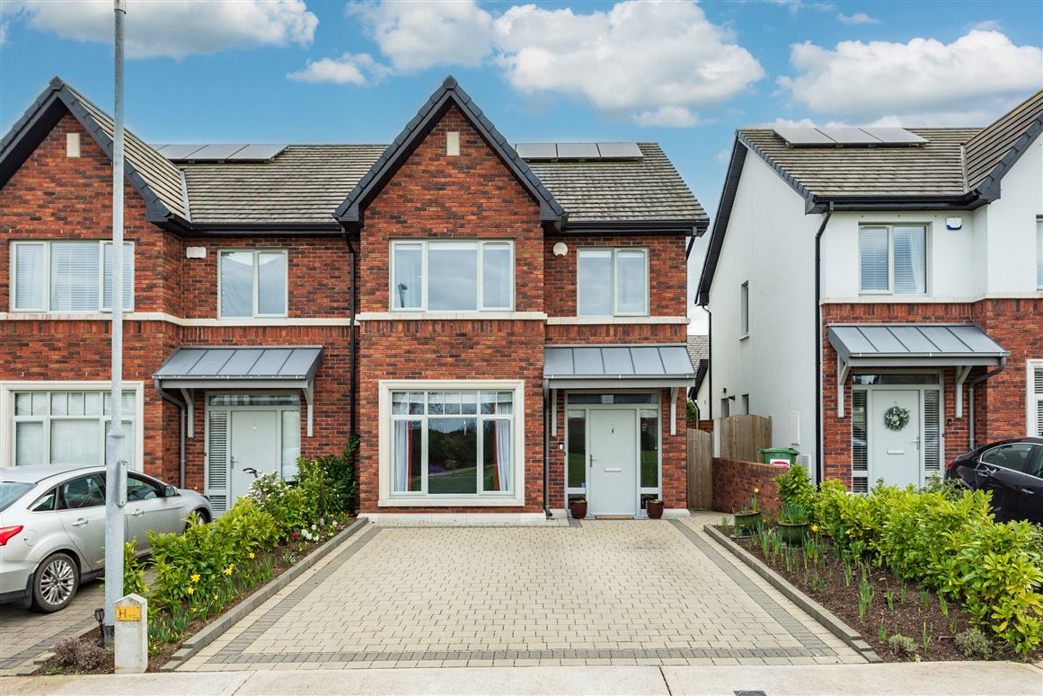 2 The Stables, Castle Farm, Naas, Kildare