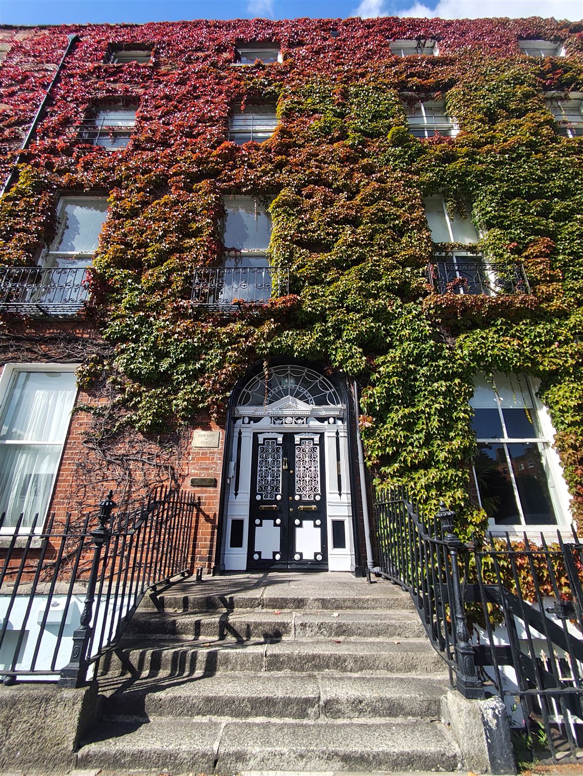 Photo 1 of 3 — 46 Fitzwilliam Square West, Dublin 2, Dublin