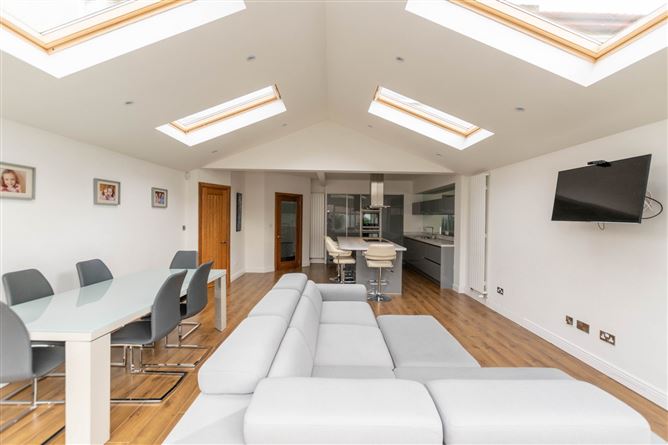 34 The Avenue, Woodpark, Ballinteer