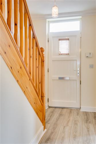 8 Airpark Court, Rathfarnham, Dublin 16