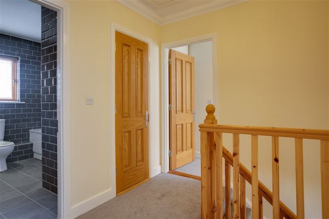 8 Airpark Court, Rathfarnham, Dublin 16