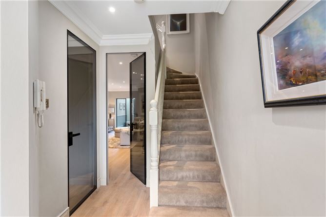 2 The Courtyard, Hollybank Avenue, Ranelagh, Dublin 6