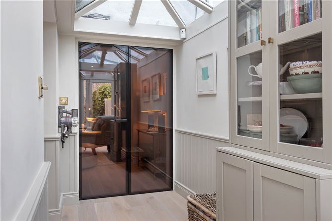 2 The Courtyard, Hollybank Avenue, Ranelagh, Dublin 6