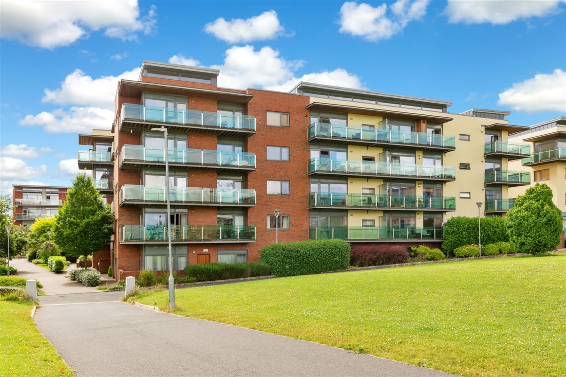 51 Glenesky Square, Phoenix Park Racecourse, Castleknock, Dublin 15
