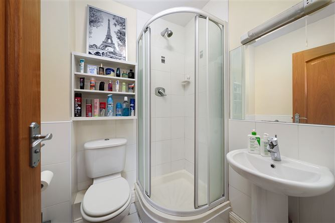 7 Goldsmith Hall Collegewood, Castleknock, Dublin 15