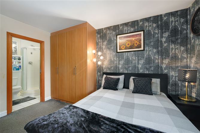7 Goldsmith Hall Collegewood, Castleknock, Dublin 15