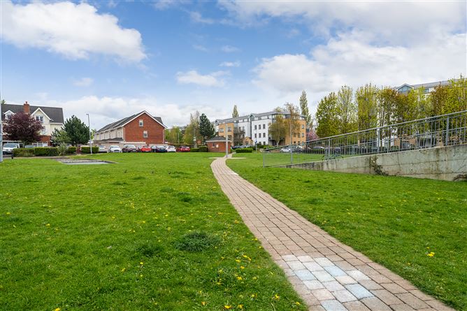 7 Goldsmith Hall Collegewood, Castleknock, Dublin 15