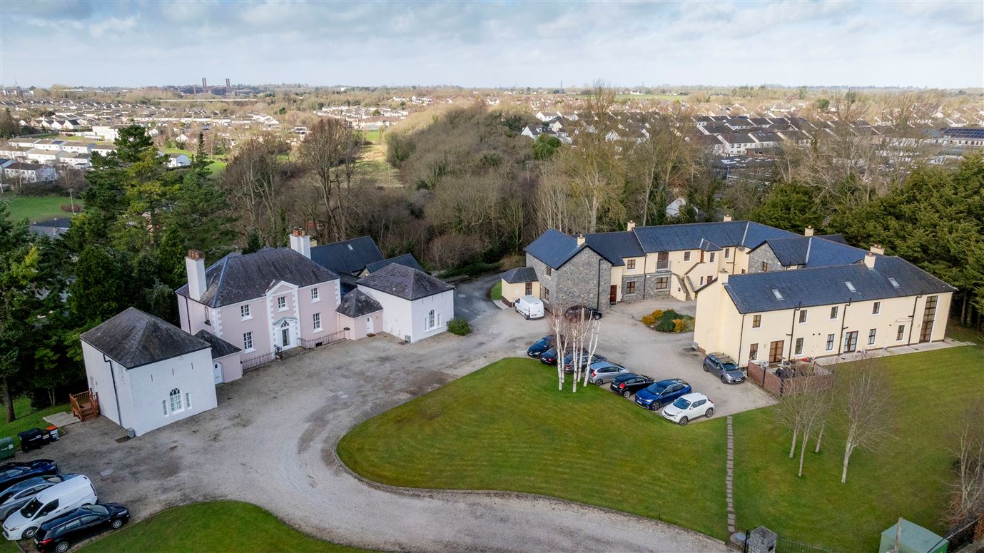 Newtown Hill House, Captains Hill, Leixlip, Kildare