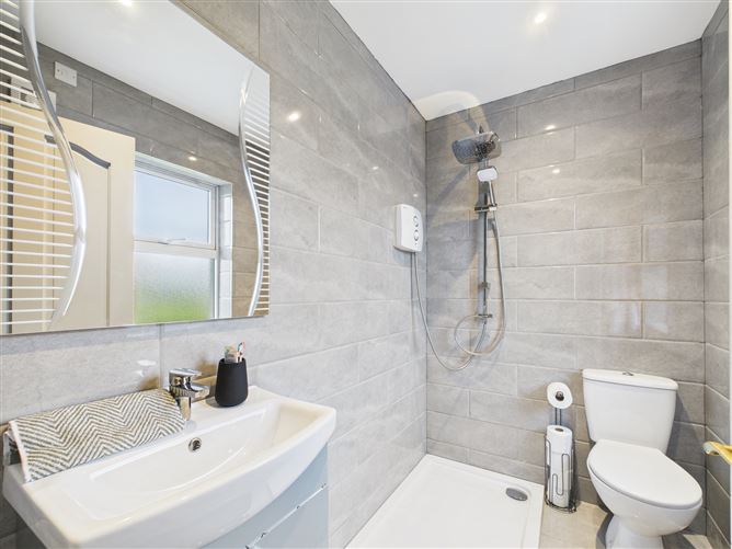 22 Glenside , Tramore, Waterford