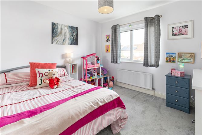 Photo 11 of 16 — 61 Summerfield Rise, Blanchardstown, Dublin 15