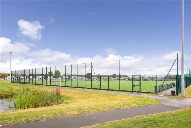 Photo 23 of 25 — 64 Kildonan Road, Finglas, Dublin 11